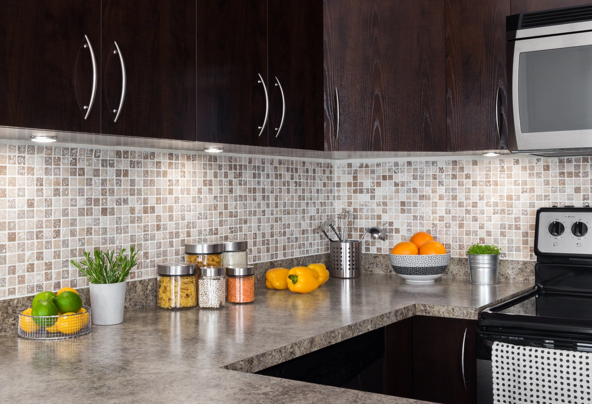 kitchen counter styled with straight edge